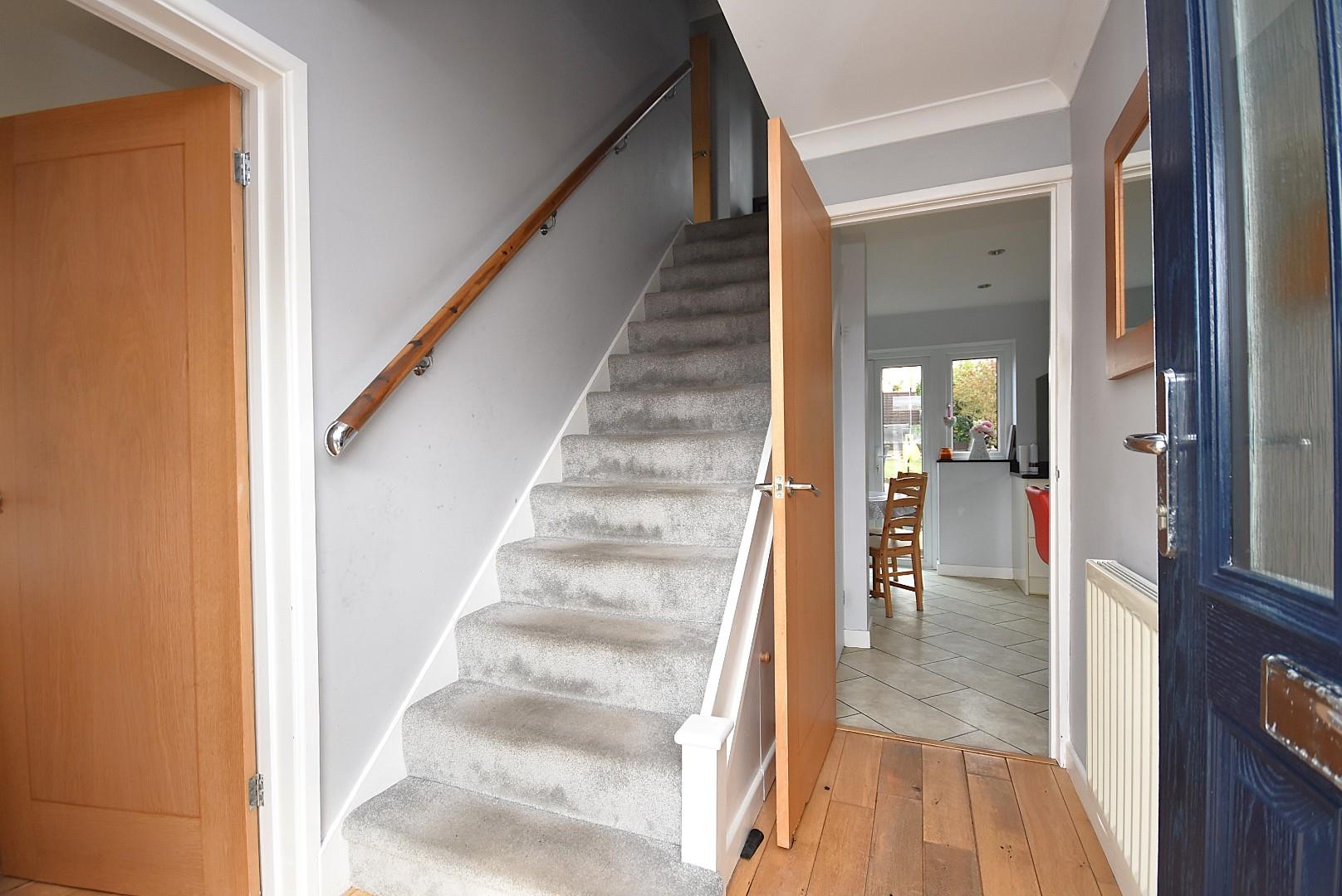 4 Myrtle Close, Penarth, CF64 3NQ